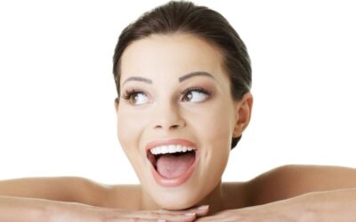 Mit kleinen Bewegungen zu schönen geraden Zähnen